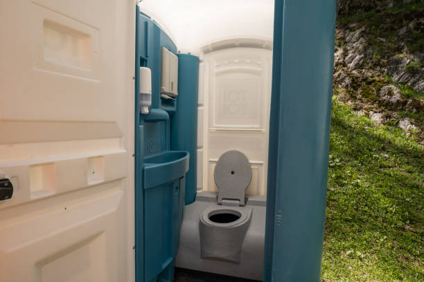 Portable Toilet Options We Offer in Murfreesboro, NC